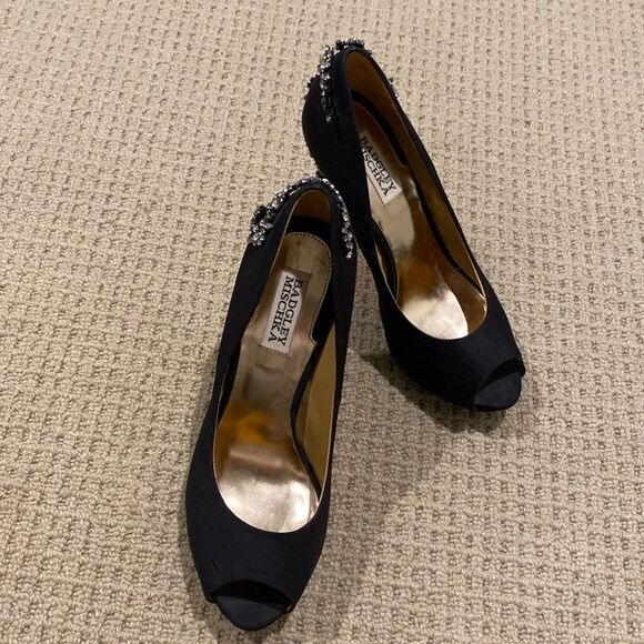 Badgley Mishka Black Satin Peep toe Heels with Crystal Embellishments Size 9 - Picture 6 of 7